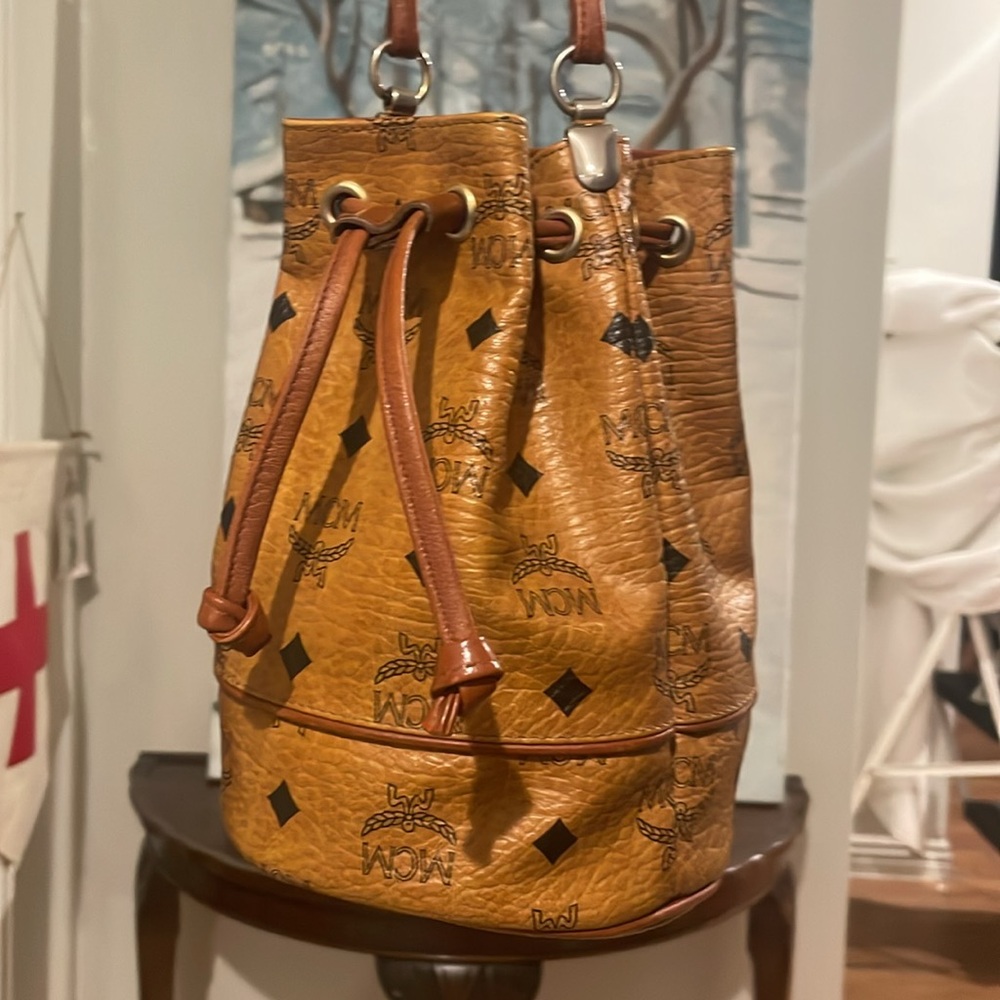 💥FLASH SALE!! MCM RARE Mini Bucket Drawstring Bag EUC w dust bag no call outs